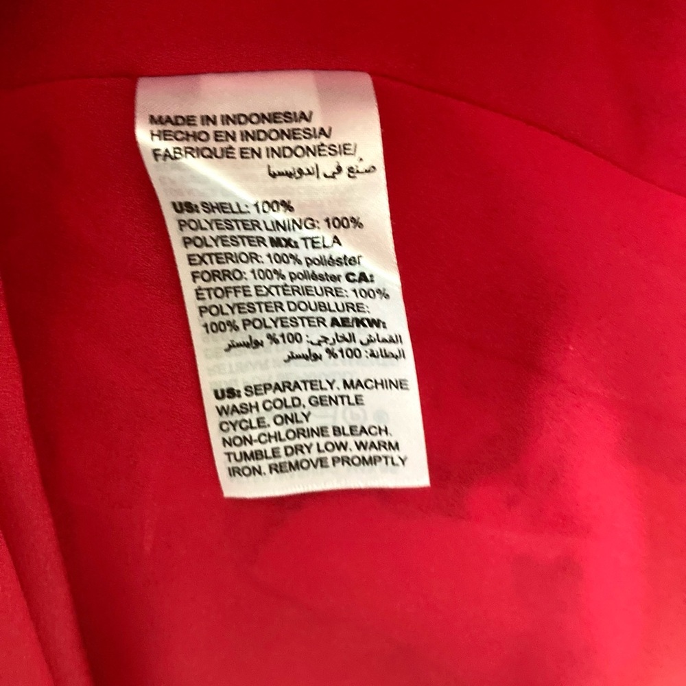 NWT Chico’s Patchwork Peplum Flutter-Sleeve Top S… - image 10